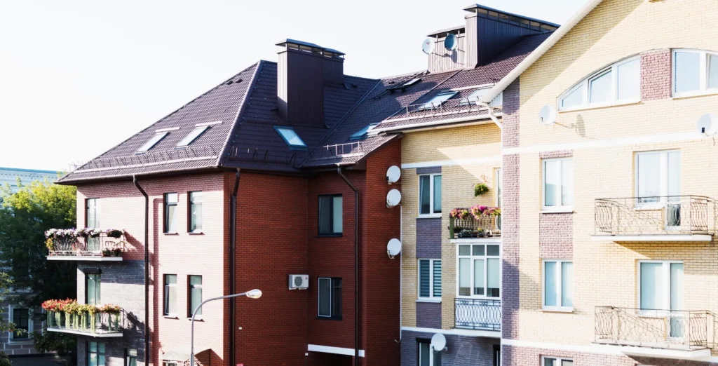 2 maisons avec Toiture commune sans copropriété 