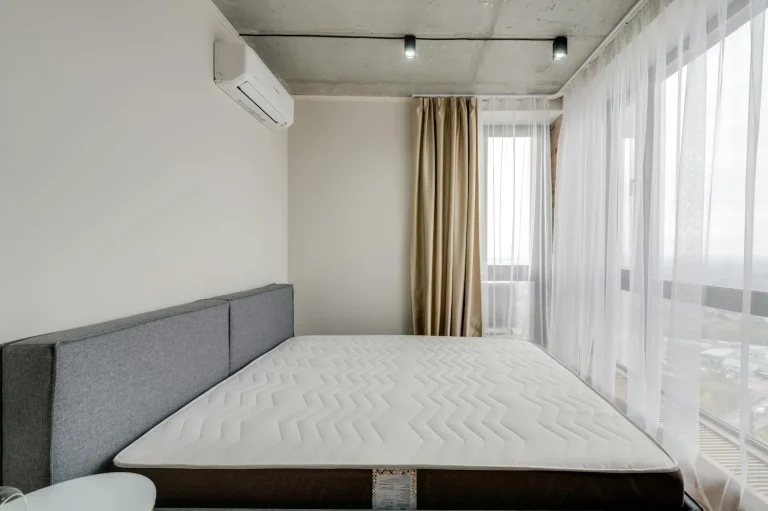 Matelas trop dur : 6 astuces efficaces pour enfin bien dormir